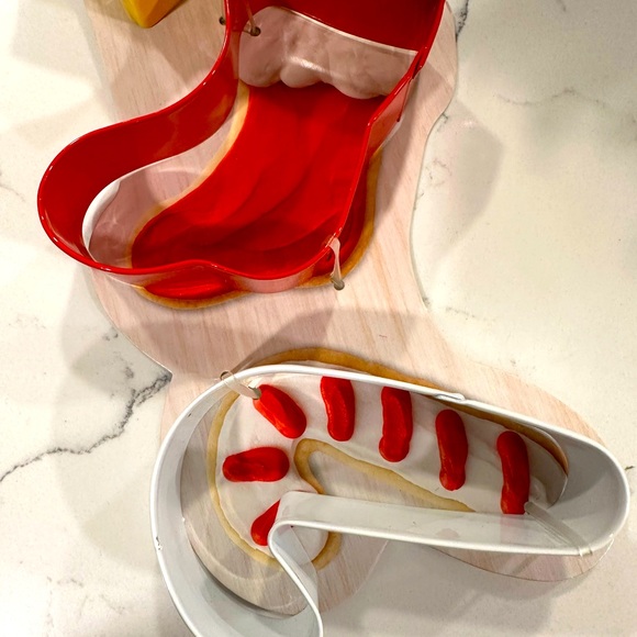 NWT Wilton Cookie Cutter Set - Picture 7 of 8